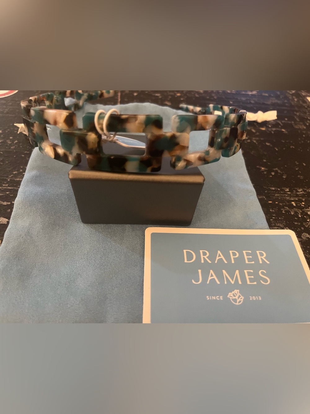 Draper James Blue, Brown Tortoise  Chain Link Headband. - Picture 2 of 6